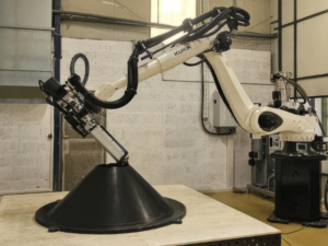 Formes et Volumes a ales tehnologia LFAM robotizată pentru realizarea sculelor de laminare a compozitelor destinate industriei aerospațiale