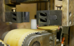 Dispozitive auxiliare imprimate 3D: costuri mai mici și reacții mai rapide în producția industrială